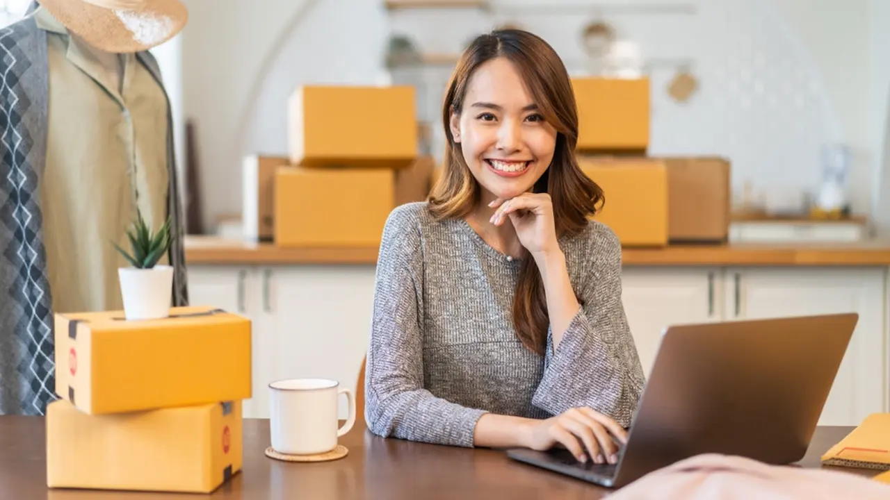karir bekerja mandiri bahagia tersenyum cantik wirausaha entrepreneur