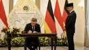 Diketahui sebelumnya, Menteri Luar Negeri Jerman Johann Wadephul memulai kunjungan perdananya ke Asia dengan mengunjungi Jepang dan Indonesia. (Yasuyoshi CHIBA/AFP)