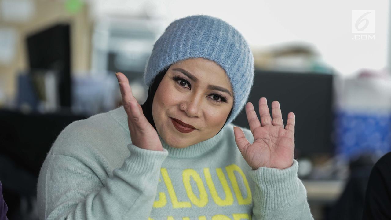 Melly Goeslaw saat berkunjung ke kantor Liputan6.com di SCTV Tower, Senayan