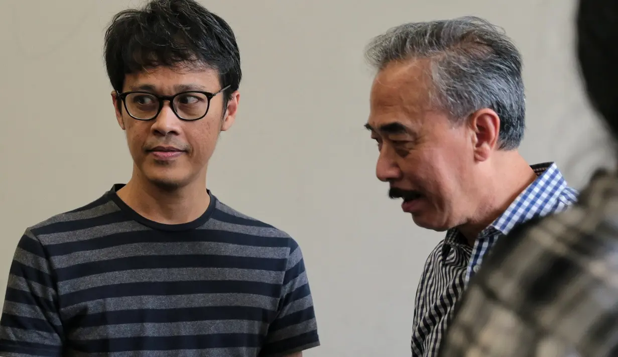 Selain Iyek, musisi senior Fariz RM juga ikut kehilangan. Selama ini, ia melihat Yockie merupakan musisi yang banyak menginspirasi. Bahkan, pelantun Sakura itu melihatnnya sebagai salah satu tokoh berpengaruh di musik nasional. (Adrian Putra/Bintang.com)