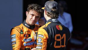 Duo McLaren di F1 2025: Lando Norris dan Oscar Piastri. (ERWIN SCHERIAU / APA / AFP)