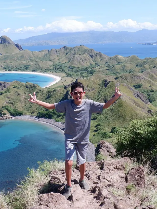 Marcella Zalianty di Pulau Padar (Instagram/marcella.zalianty)