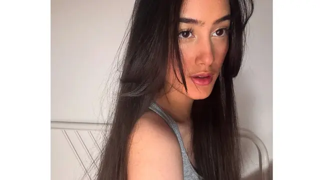 6 Potret Raia Wahab Anak 'Mbak Yul' yang Kini Jadi Model, Finalis Gadis Sampul 2020