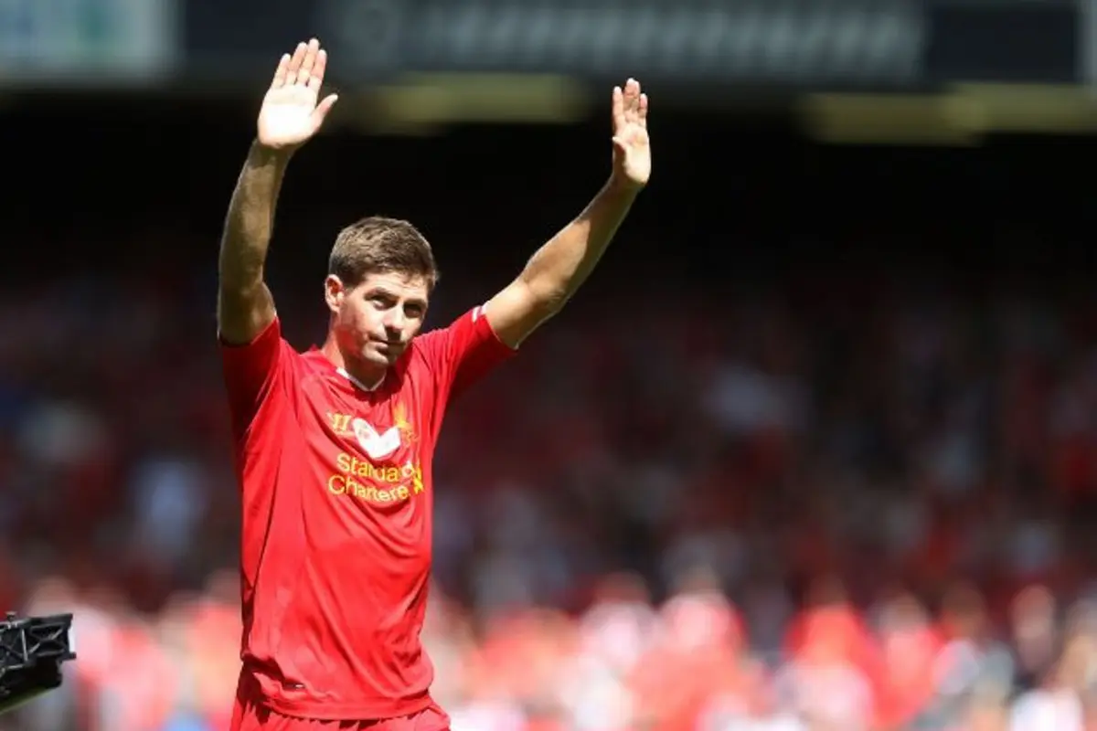 Seleb Indonesia Ucapkan Salam Perpisahan untuk Steven Gerrard
