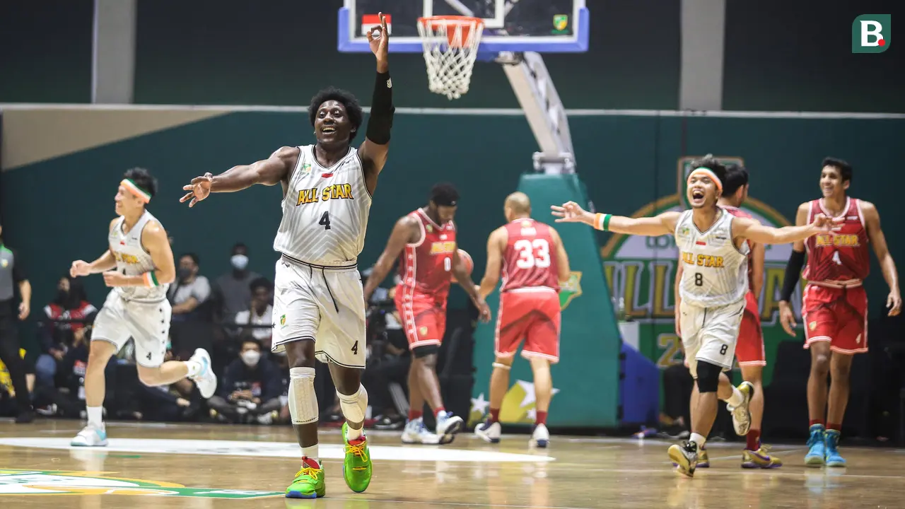 Foto: Keseruan Pertandingan IBL All Star 2022, Tim Putih Menang Tipis atas Tim Merah