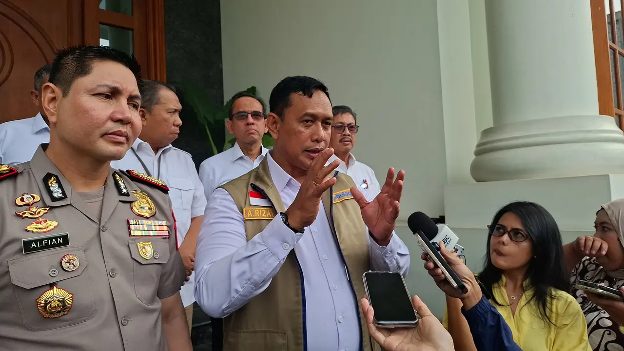 Direktur Utama Perum Bulog Ahmad Rizal Ramdhani.