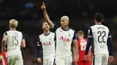 Pemain Tottenham Hotspur Richarlison (tengah) melakukan selebrasi setelah mencetak gol pembuka melalui eksekusi penalti pada lanjutan Liga Europa 2024/2025 melawan AZ Alkmaar di Stadion Tottenham di London, Kamis 24 Oktober 2024 atau Jumat 25 Oktober 2024 (AP Photo/Ian Walton)