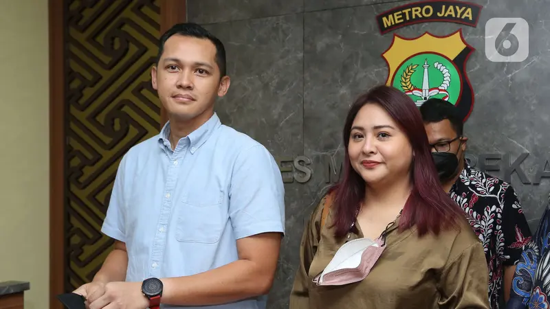 Ekspresi Audy Item Usai Diperiksa Sebagai Saksi Kasus Pengeroyokan Iko Uwais