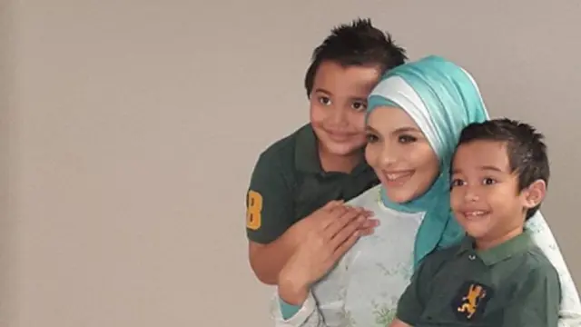 [Bintang] Lula Kamal