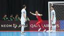 Kapten Timnas Futsal Indonesia, Mochammad Iqbal, melakukan selebrasi setelah mencetak gol ke gawang Kirgistan pada laga kedua Grup A Piala Asia Futsal 2026, Kamis (29/01/2026) malam WIB. (Bola.com/M Iqbal Ichsan)