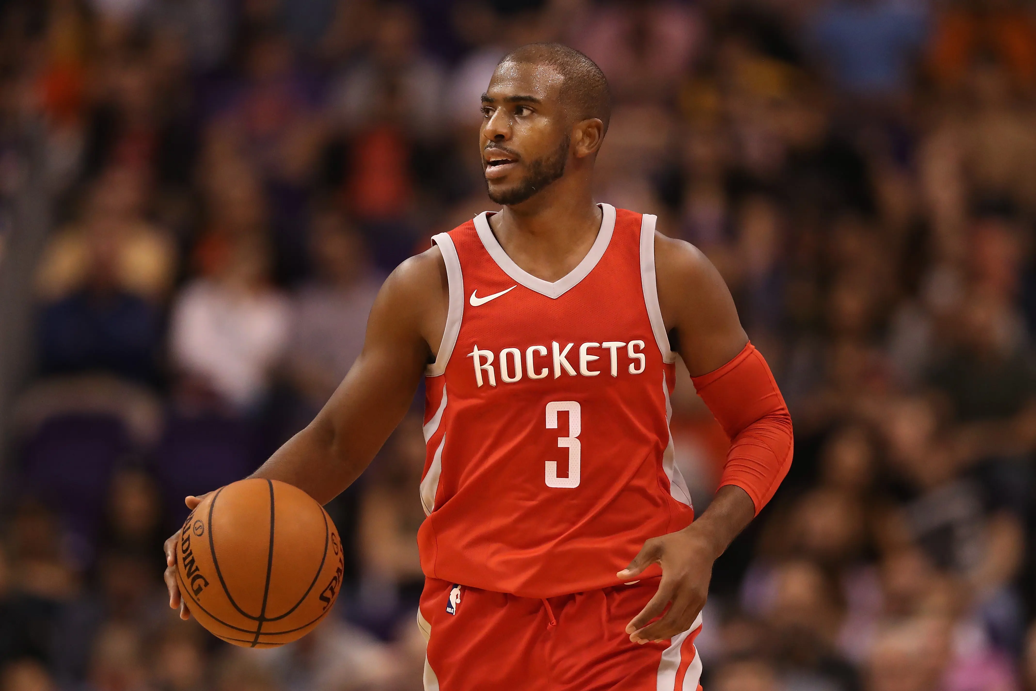 Chris Paul terus memberikan kontribusi positif bagi Houston Rockets pada NBA 2017-2018. (AFP/Christian Petersen)