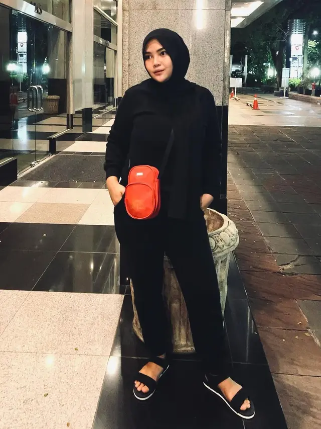 7 Potret Terbaru Rosa Meldianti Keponakan Dewi Perssik, Disebut Pancarkan Aura Positif