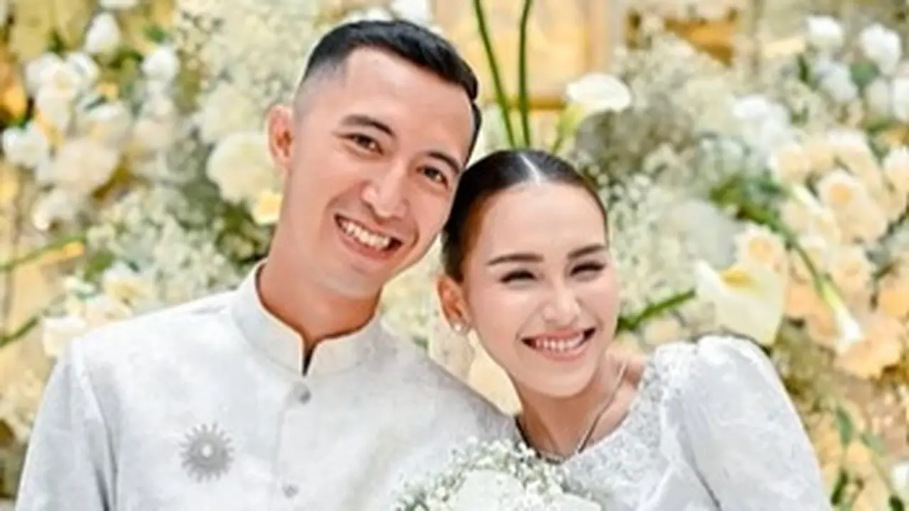 Ayu Ting Ting lamaran [Instagram/ayutingting92]