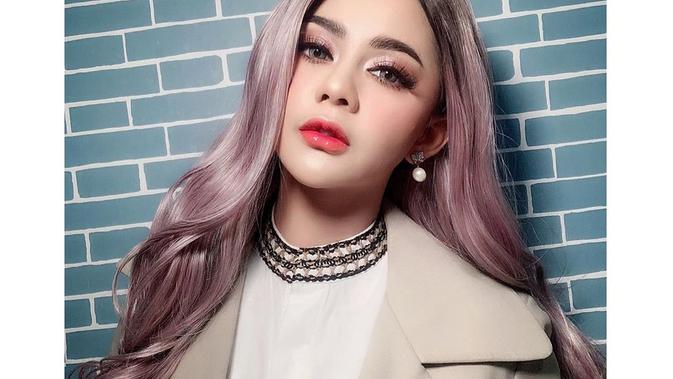 Potret Terbaru Jenita Janet yang Gugat Cerai Suaminya (sumber:Instagram/jenitajanet)