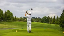 Ilustrasi bermain golf (pixabay)