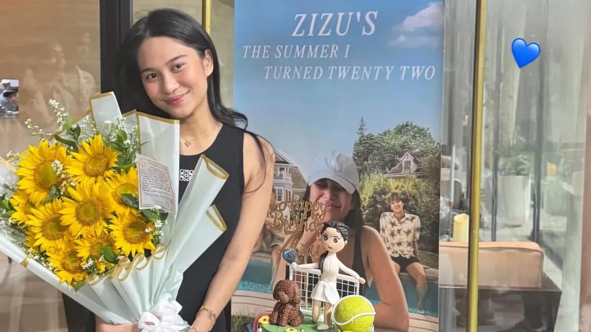 Penampilan Simpel Azizah Salsha Kenakan Dress hingga Kemeja saat Diberi Kejutan Ulang Tahun ke-22