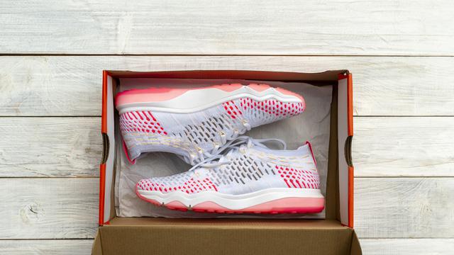 Aplikasi Beli Sneakers Original