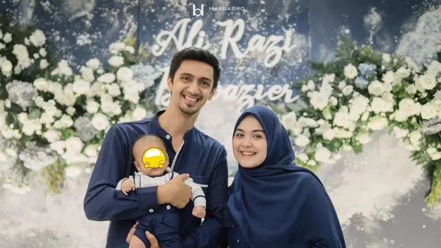 6 Momen Akikah Anak Vebby Palwinta dan Razi Bawazier, Bernuansa Biru