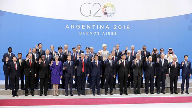 Ketika Donald Trump Kabur dari Presiden Argentina Jelang 