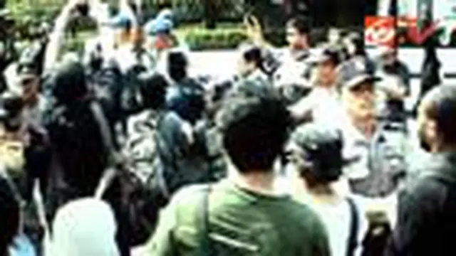 Kericuhan Mewarnai Aksi Mengenang Munir