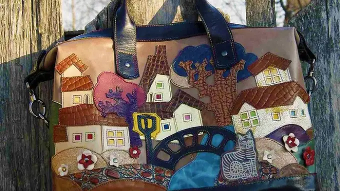 Tas Kulit Super Kece Ini Bikin Kamu Ingin Punya!