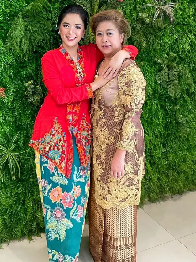 7 Momen Lamaran Michelle Wanda 'Layangan Putus', Kental Nuansa Tionghoa
