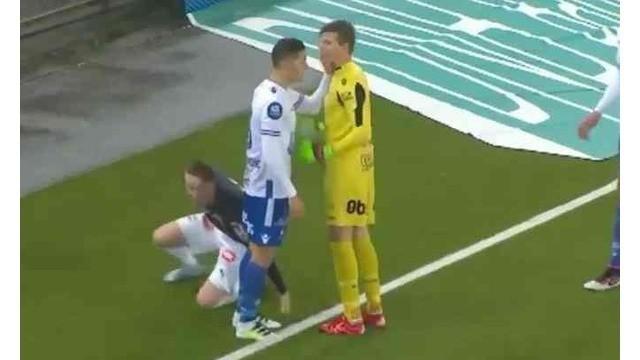 Haris Hajradinovic gelandang klub Haugesund asal Norwegia mengajak berkelahi Per Kristian Bratveit yang merupakan kiper dan rekan setimnya. Wasit yang melihat insiden tersebut, memberi kartu merah pada Haris Hajradinovic di pertandingan melawan Strø...
