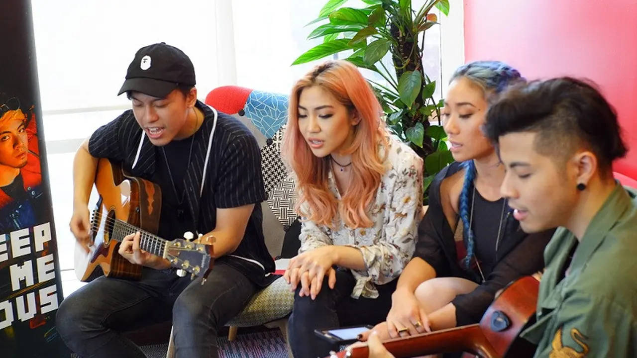 [Bintang] The Sam Willows