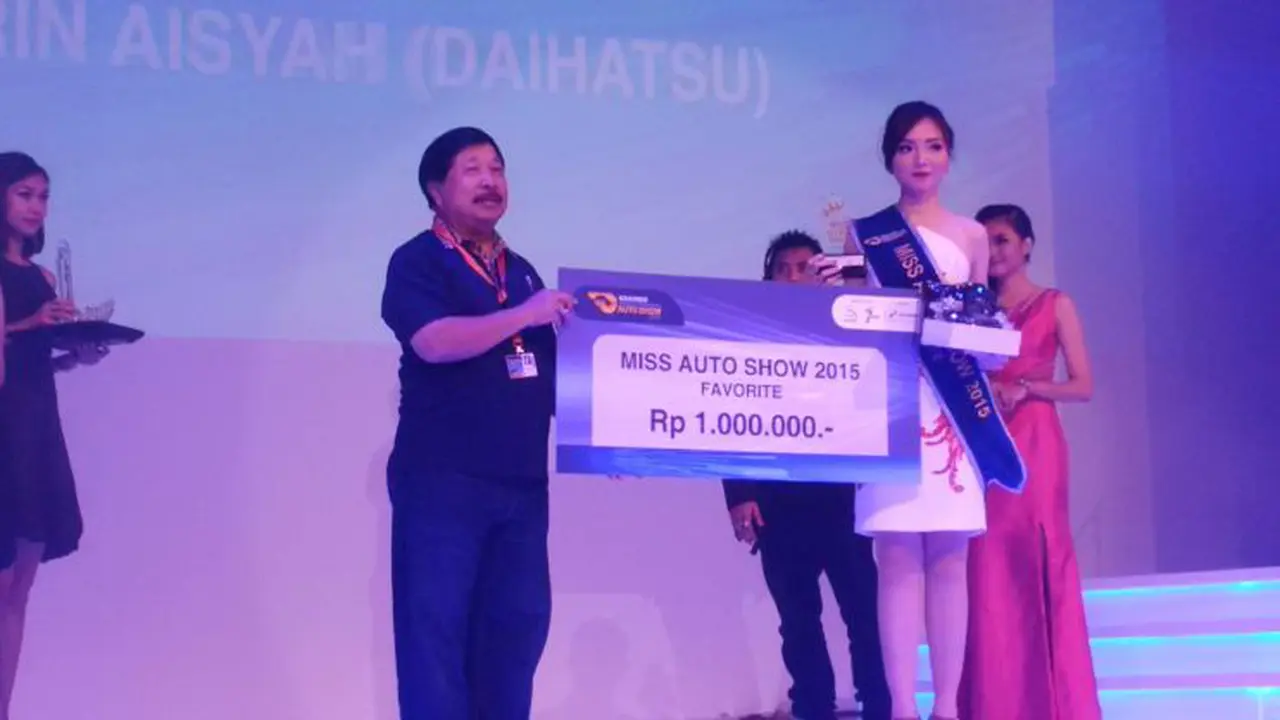 Toyota Pretty Jadi Miss Auto Show Terfavorit GIIAS