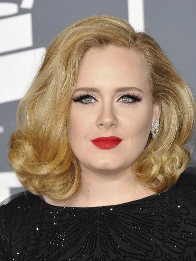 [Bintang] Adele