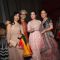 Untuk pertama kalinya, Andien Aisyah tampil dalam balutan lehenga, pakaian tradisional India yang sarat dengan detail bordir rumit dan mewah. [@andienaisyah].