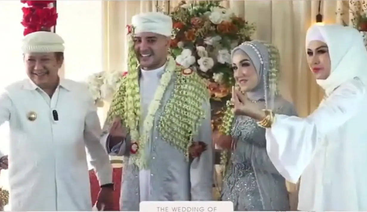 Riza Shahab dan Sonia Alatas (Youtube/Selaras Kreasi ID Media)
