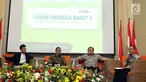 Ketua Dewan Pengawas Badan Pengelola Keuangan Haji, Yuslam Fauzi (kanan) saat menghadiri diskusi investasi dana haji di gedung Kemkoinfo, Jakarta, Sabtu (5/8). Diskusi membahas Manfaat Investasi Dana Haji Untuk Umat. (Liputan6.com/Helmi Fithriansyah)