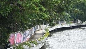 Jalur pejalan kaki dan sepeda (dok. Facebook @bangkokbma/https://www.facebook.com/bangkokbma//Naura Rizkiawan)