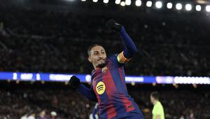 Pemain Barcelona, Raphinha, sukses mencetak gol ke gawang FC Copenhagen dalam lanjutan Liga Champions 2025/2026 di Camp Nou, Kamis (29/1/2026) dini hari WIB. (Lluis GENE / AFP)