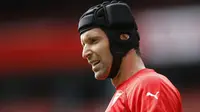 Kiper AS Roma, Wojciech Szczesny, mengakatakan bahwa Arsenal sudah membuat keputusan yang tepat ketika mendatangkan Petr Cech.