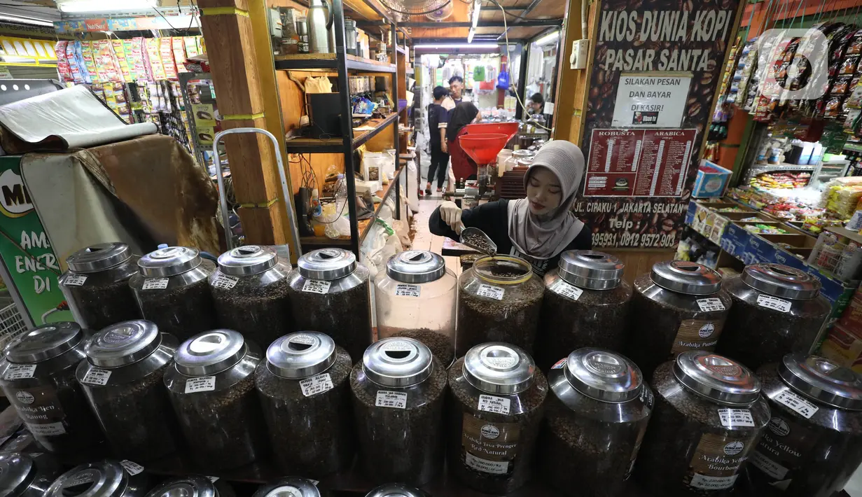 Badan Pusat Statistik (BPS) mencatat ekspor komoditas kopi selama Januari-September 2024 mencapai 342,33 ribu ton atau senilai US$ 1,49 miliar. (Liputan6.com/Angga Yuniar)