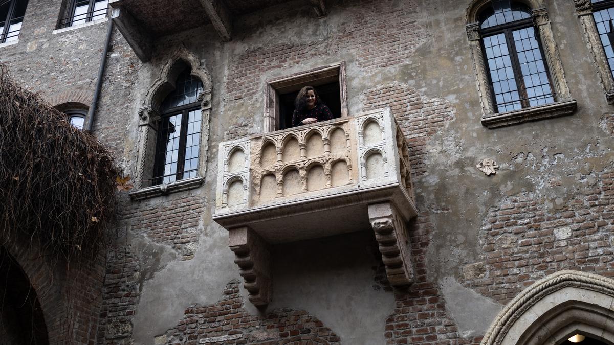 Pengunjung Balkon Juliet Wajib Bayar Rp230 Ribu di Masa Libur Nataru, Waktu Foto Maksimal 60 Detik