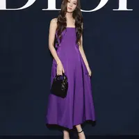 Tak pernah absen, Jisoo kembali menghadiri fashion Show Dior di Paris Fashion Week. Member Blackpink &nbsp;ini pun selalu tampil memukau, maka tak heran jika kehadarinnya selalu dinanti. (@sooyaaa__)