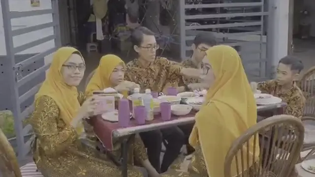 cara unik warga Malaysia lebaran di tengah Pandemi Covid-19