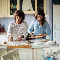 ilustrasi ibu mertua/Photo by Elly Fairytale from Pexels