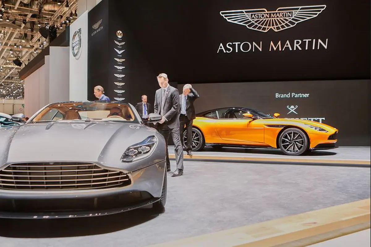 Aston Martin DB11