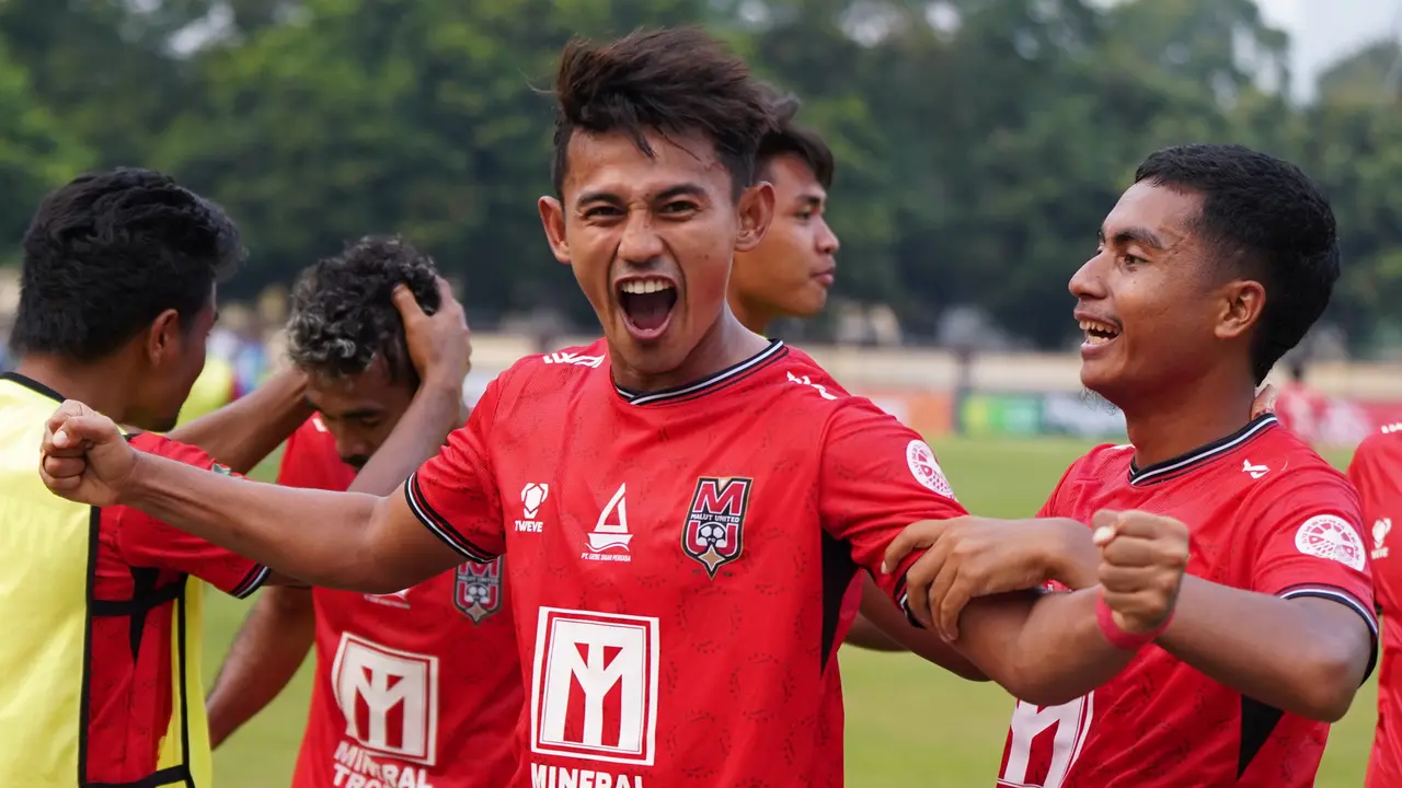 Hari Nur Yulianto - Malut United di Pegadaian Liga 2 2023/2024