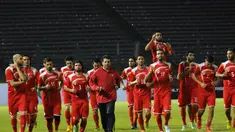 Jelang berlaga melawan Indonesia, timnas Suriah menggelar sesi latihan di Stadion GBK Jakarta, (14/11/2014). (Liputan6.com/Helmi Fithriansyah)