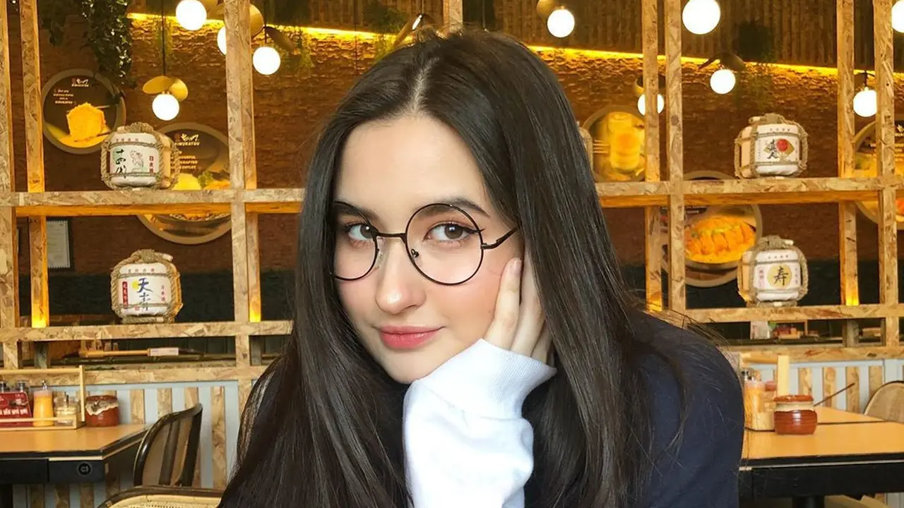 Stephanie Poetri