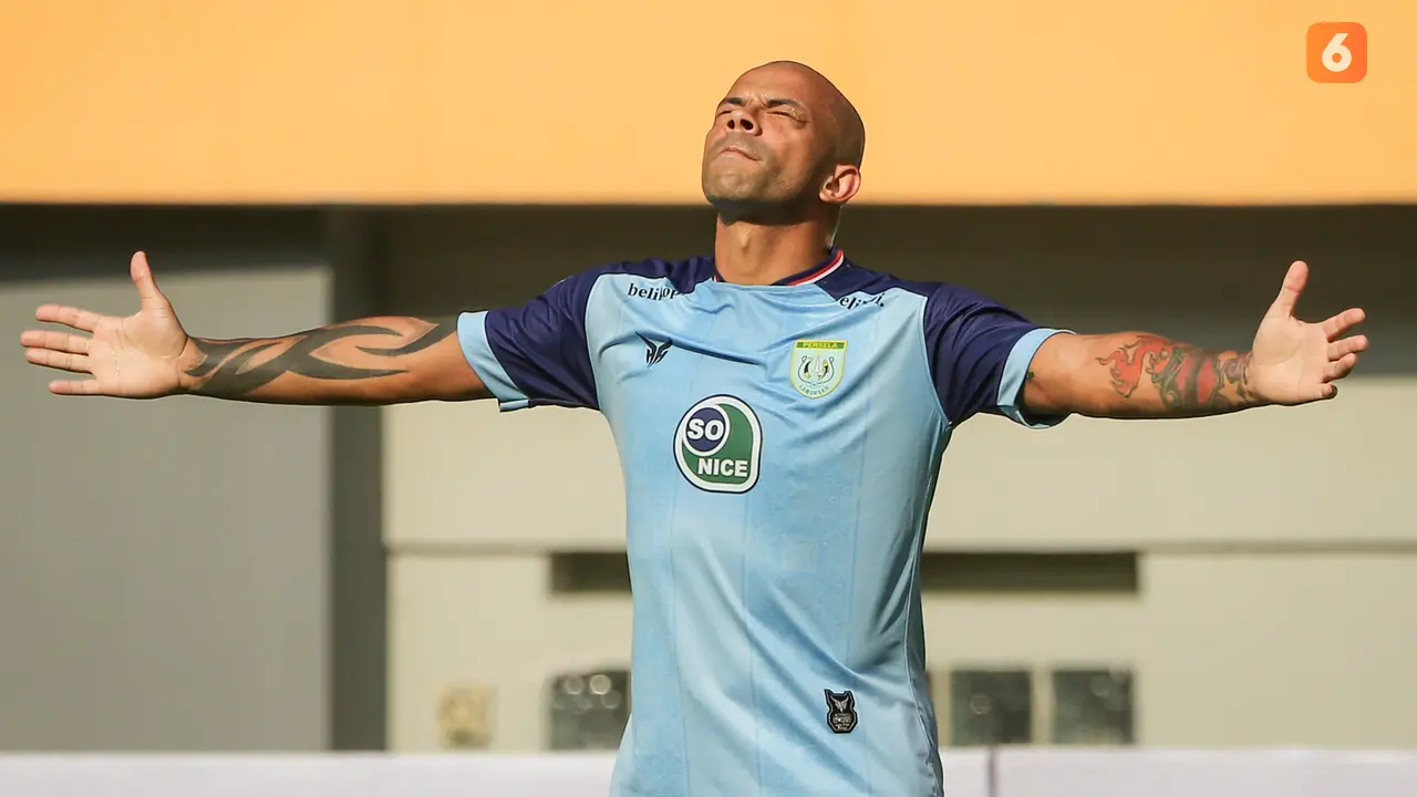 BRI Liga 1 2021: Persela Lamongan vs Persipura Jayapura