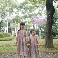 Freya dan Ilayya anak Dwi Handa (instagram/dwihandaanda)