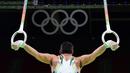 Pesenam putra Brasil beraksi dalam sesi latihan senam artistik jelang Olimpiade Rio 2016 di Olympic Arena, Rio de Janeiro, Brasil, (3/8/2016). (AFP/Emmanuel Dunand)