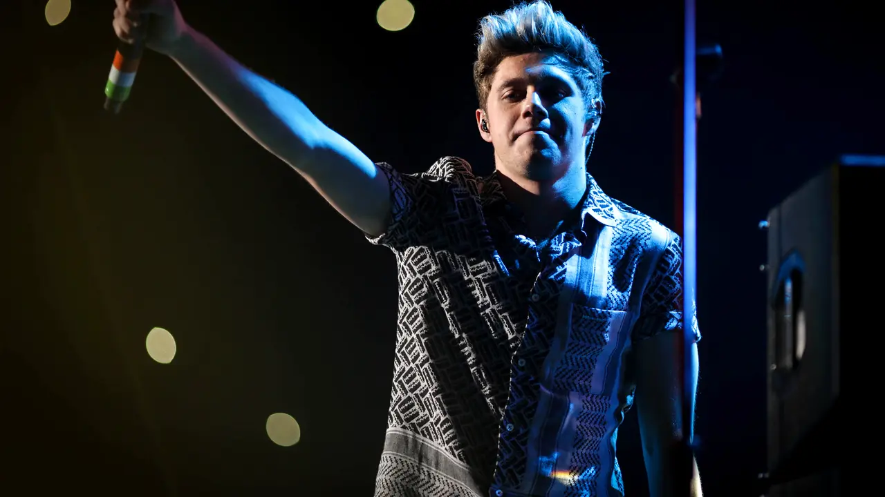 [Bintang] Niall Horan Bahagia Tur Flicker Sessions Disambut Hangat
