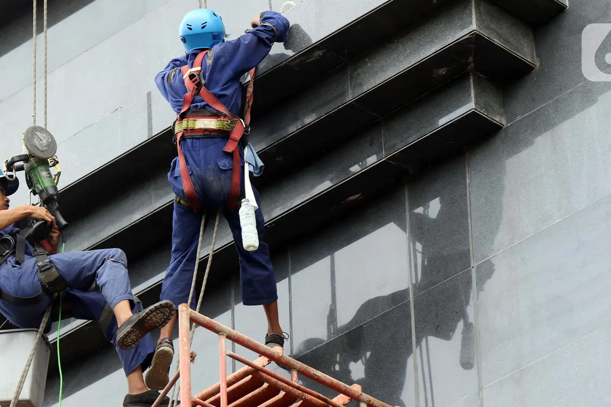 FOTO: Semester I 2020, Klaim Jaminan Kecelakaan Kerja Meningkat 128 persen